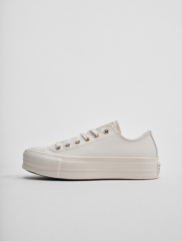 Chuck Taylor All Star Lift -1