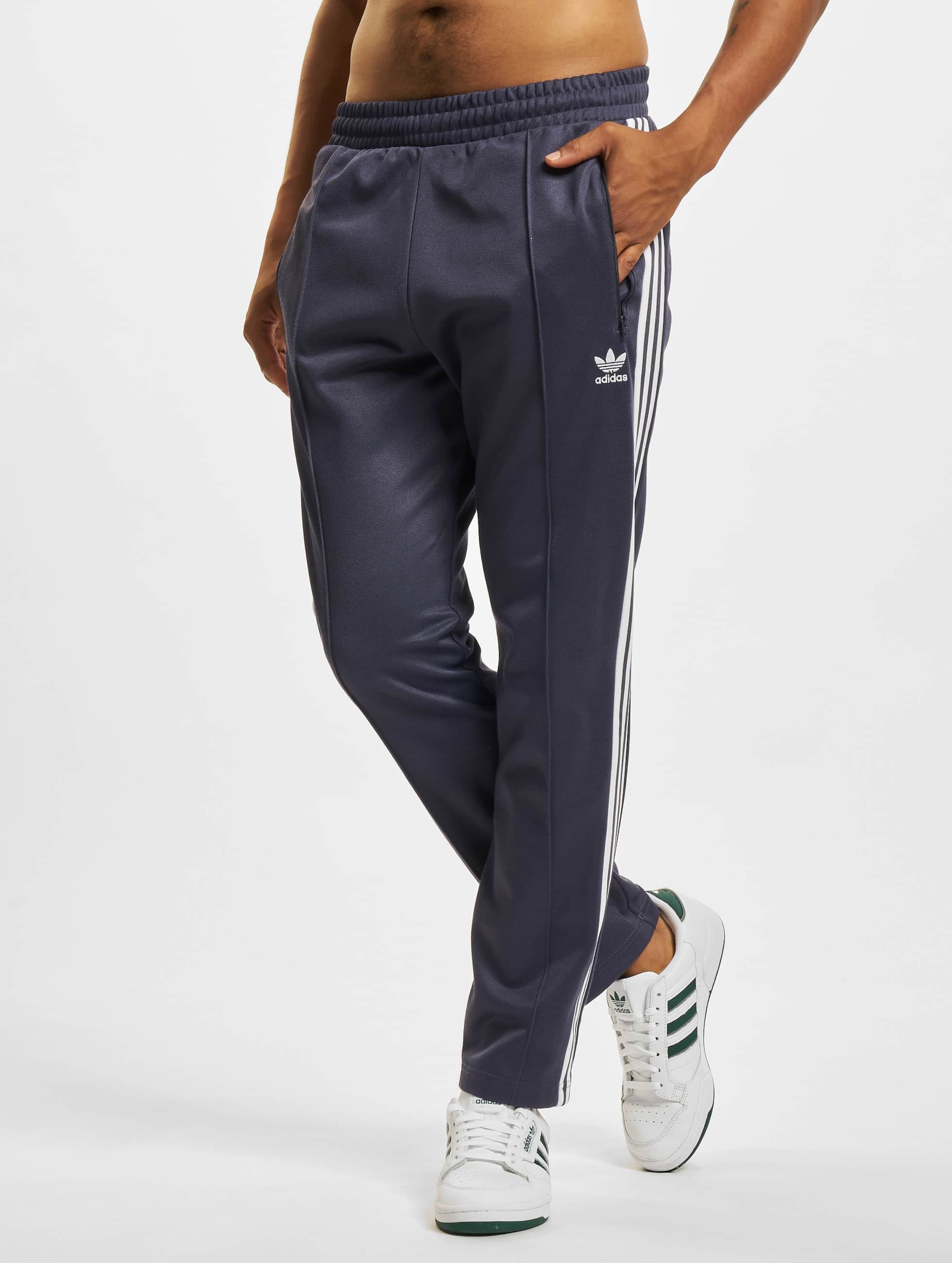 Adidas best sale beckenbauer sweatpants