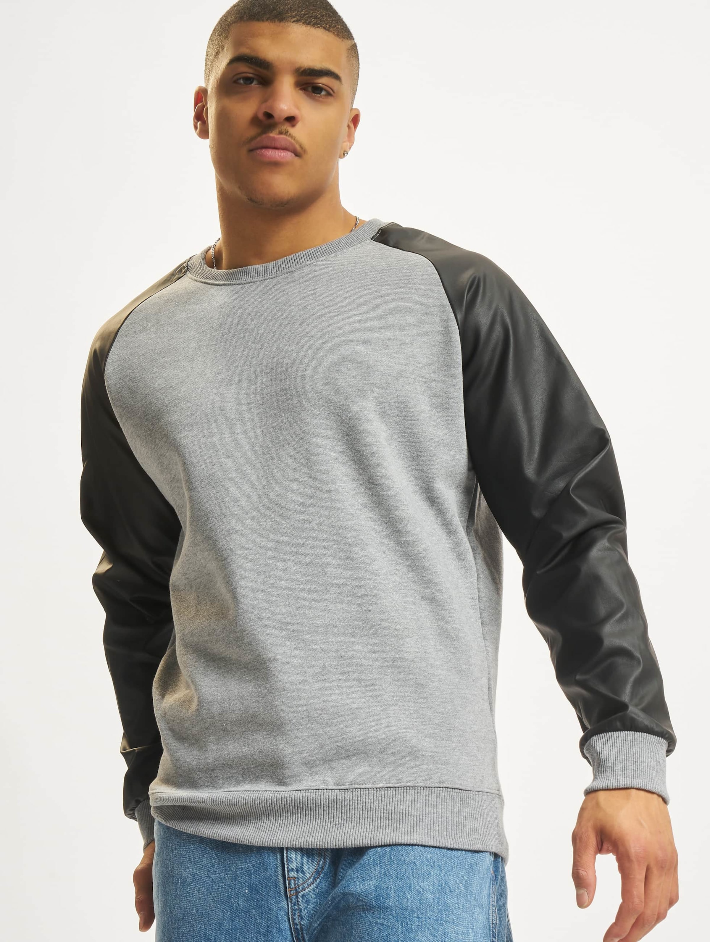 Urban Classics Raglan Leather Imitation Sweatshirt Mannen op kleur zwart, Maat S