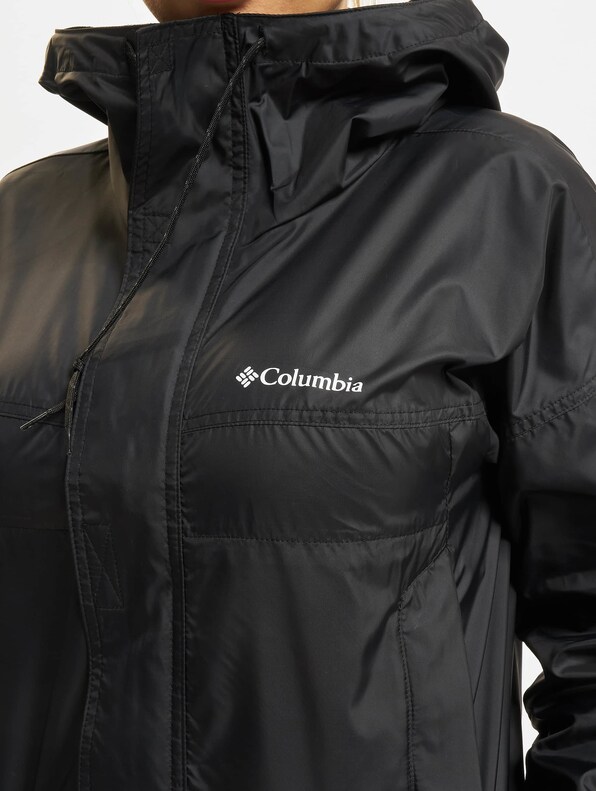 Columbia Flash Challenger cropped windbreaker jacket in black