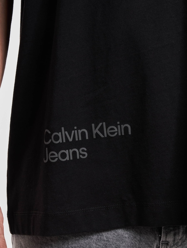 Calvin Klein Jeans Blurred Colored Address T-Shirt-3