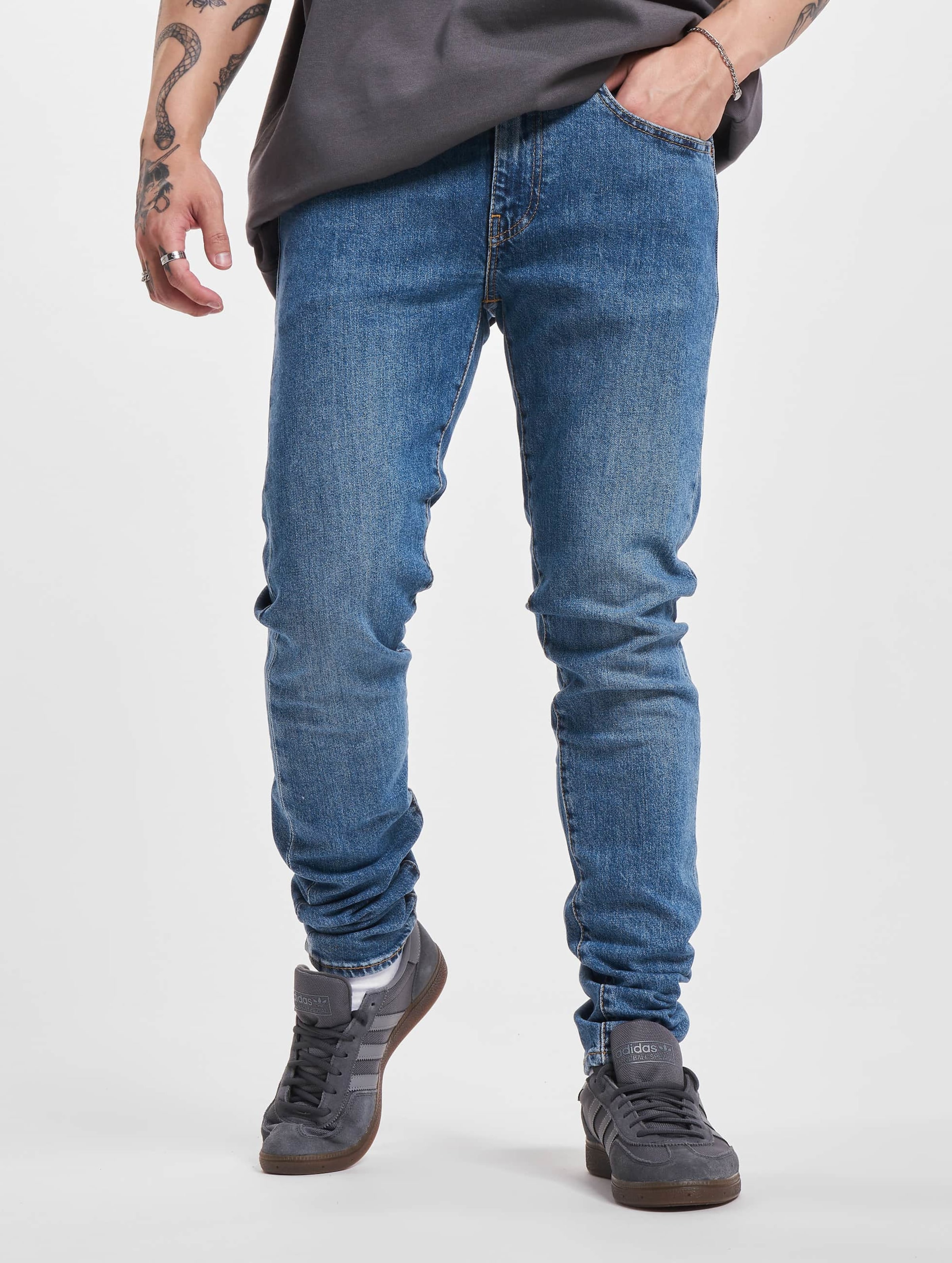 Levi's Levi's® Taper Jeans Medium Mannen op kleur blauw, Maat W30_L32