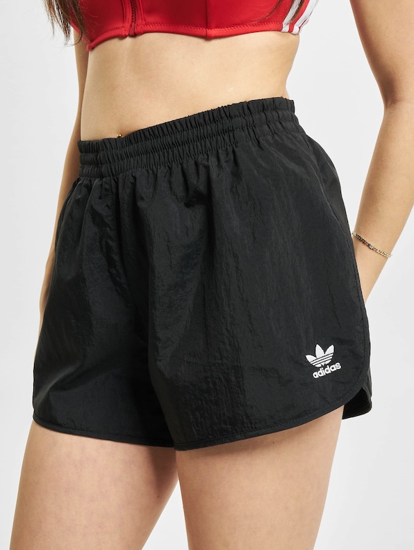 Adidas Originals 3 Stripes Shorts-5