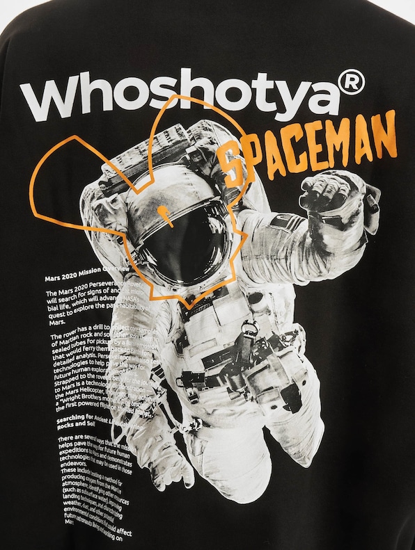 Spaceman-4