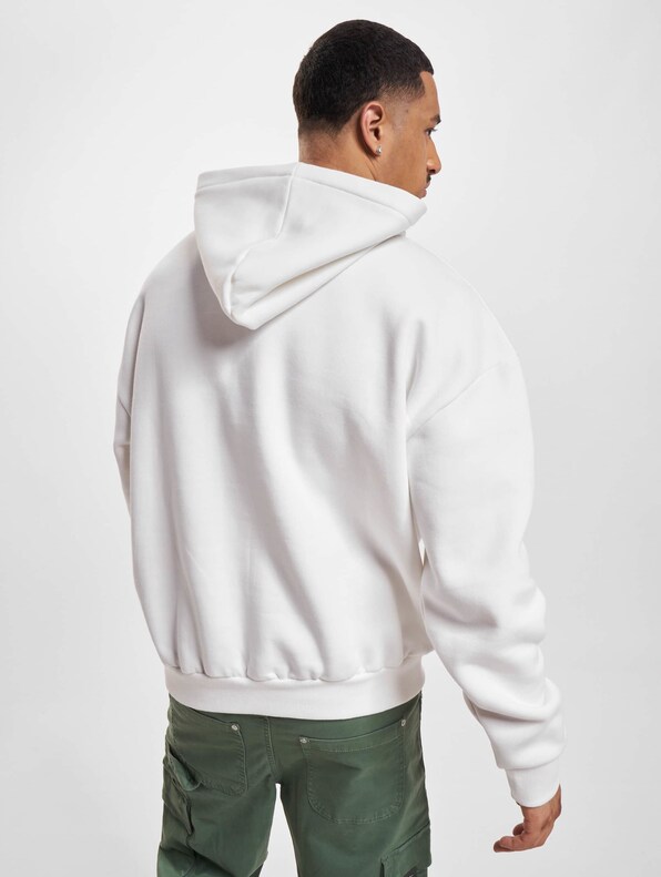 Heavy Oversize Logo Design-1