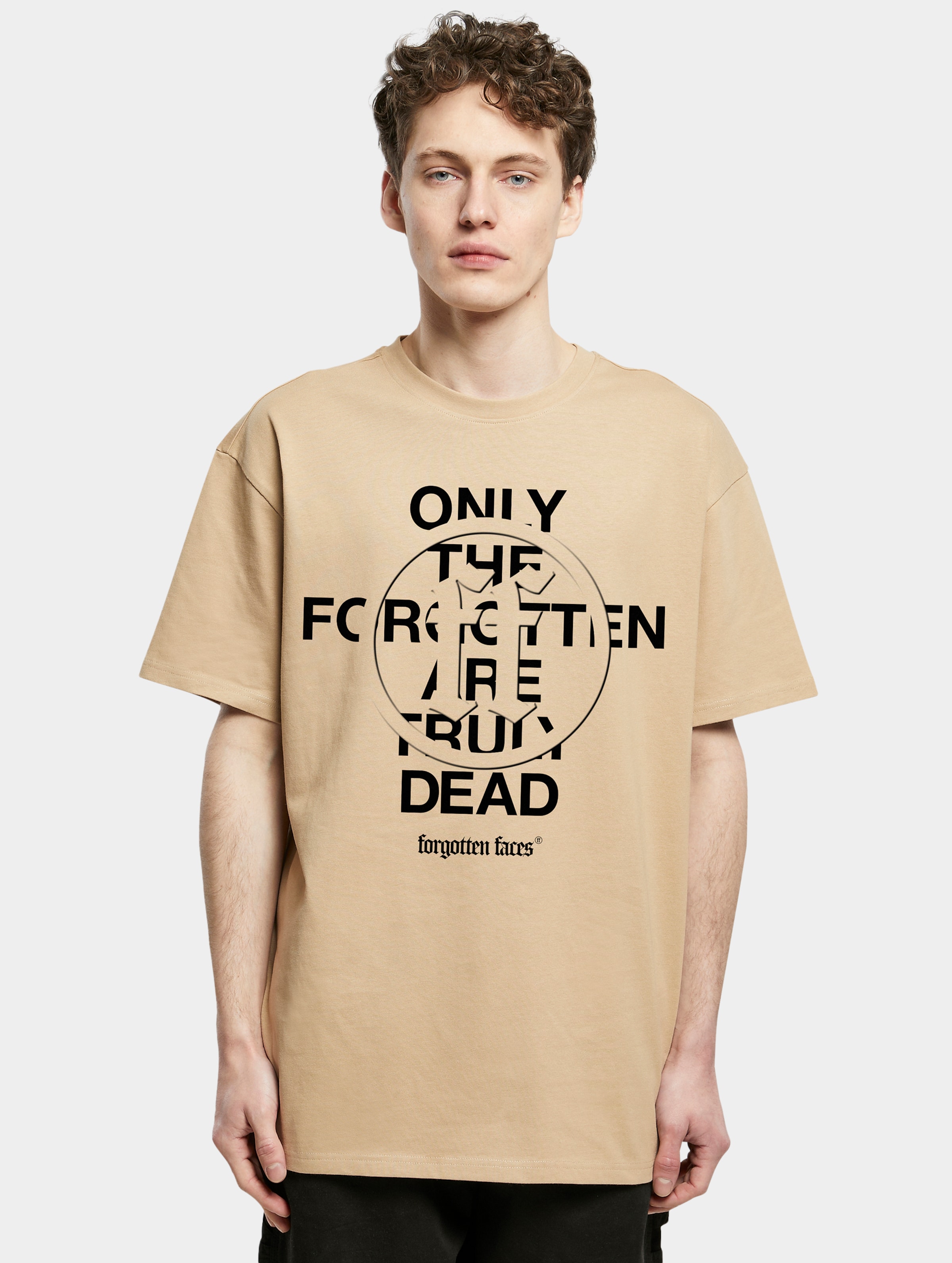 Forgotten Faces T-Shirt Mannen op kleur beige, Maat M