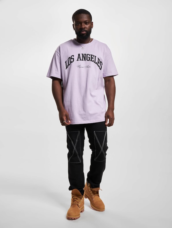 Mister Tee Upscale L.A. College Oversize T-Shirt-4