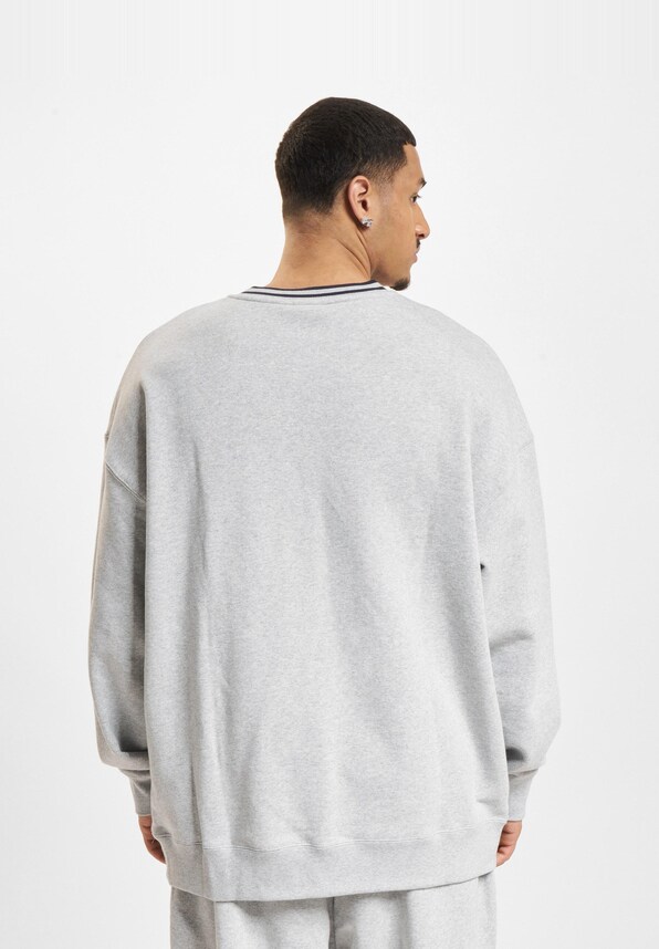 X STAPLE V-Neck Crew-1