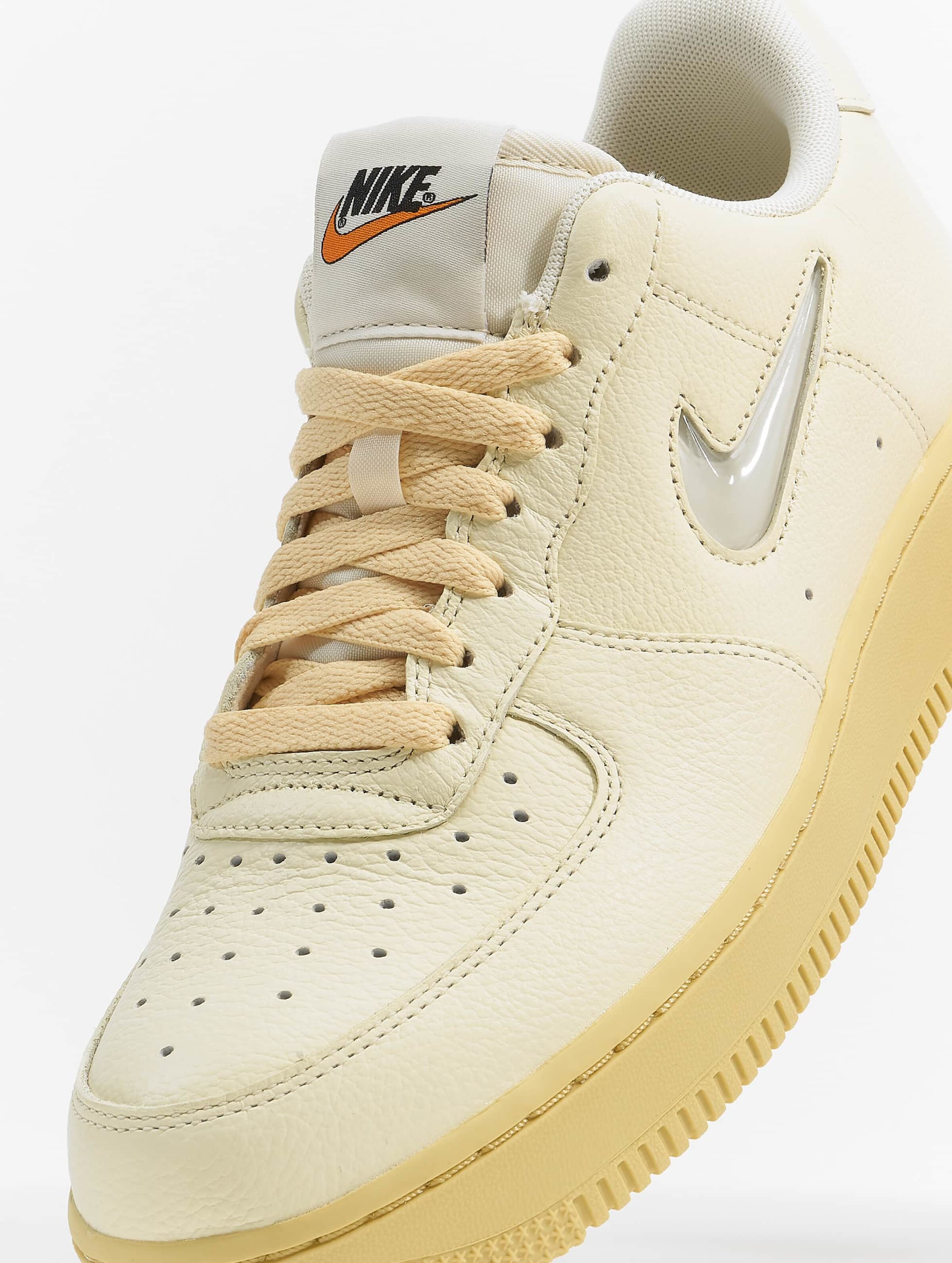 Air force 1 on sale 7 lx white beige