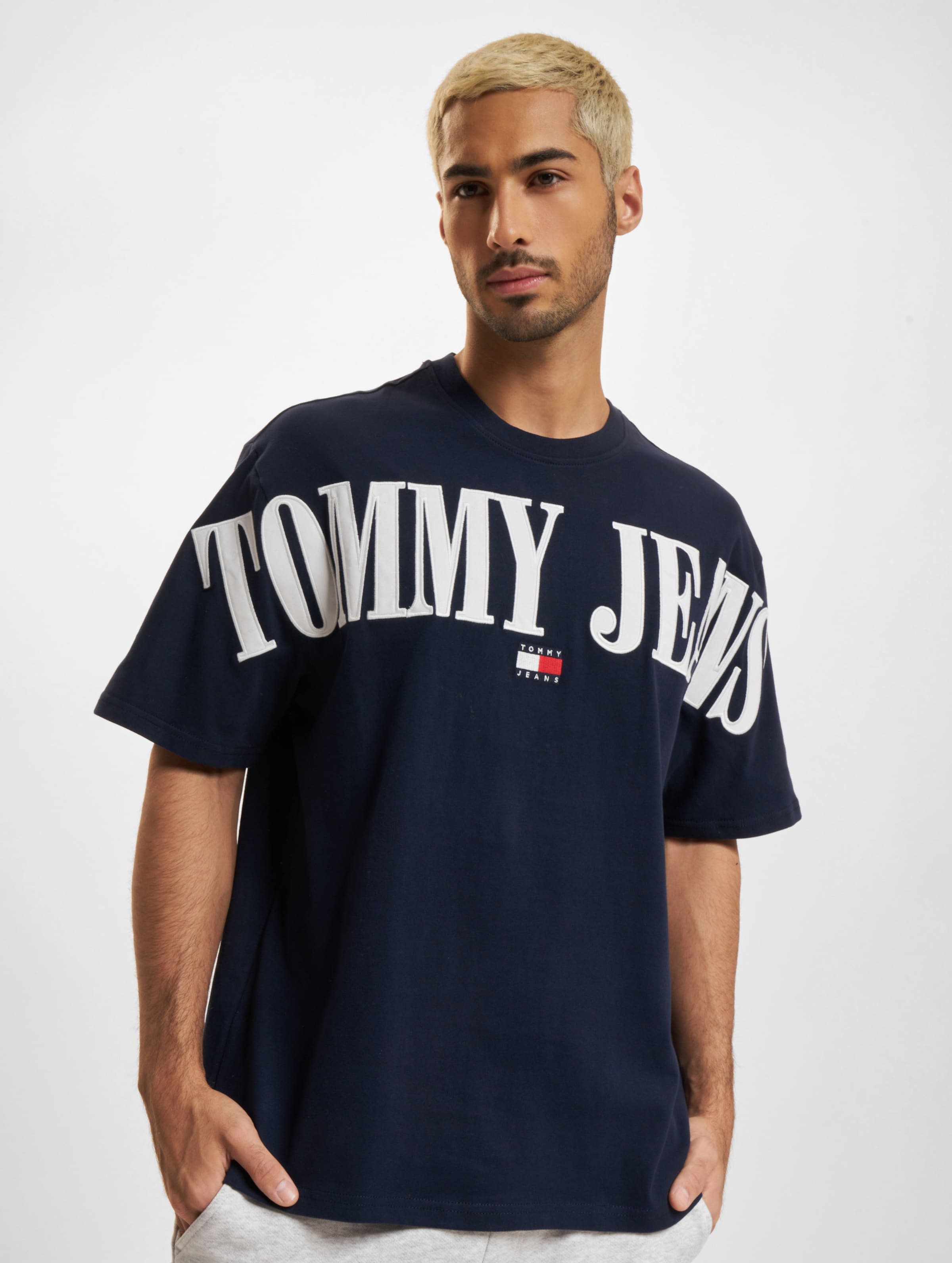 Tommy Jeans Oversized Badge T-Shirt Mannen op kleur blauw, Maat XXL