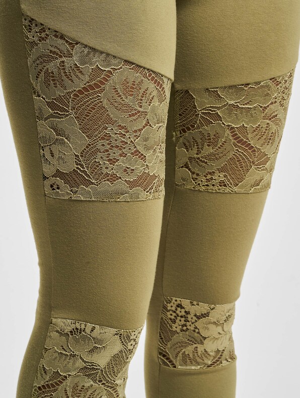 Ladies Laces Inset -3