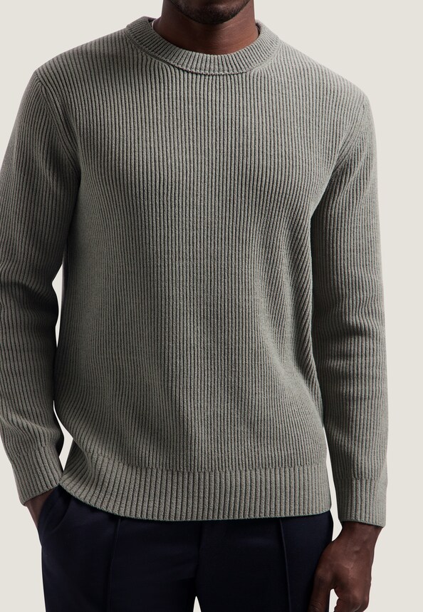 Levi Crewneck-3