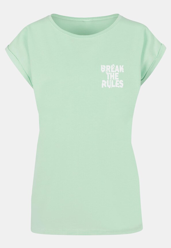  Ladies Break The Rules 2-2