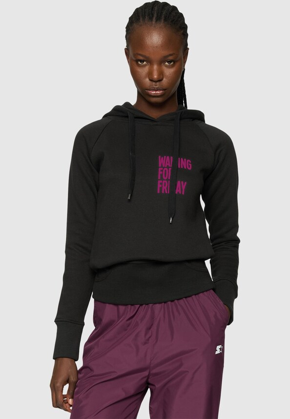 Ladies Waiting For Friday-0