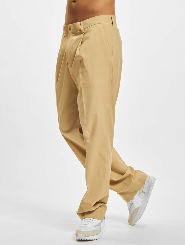 Straight Pleat-Front-2