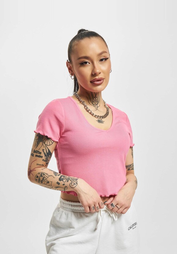 Kika V Neck Crop-1