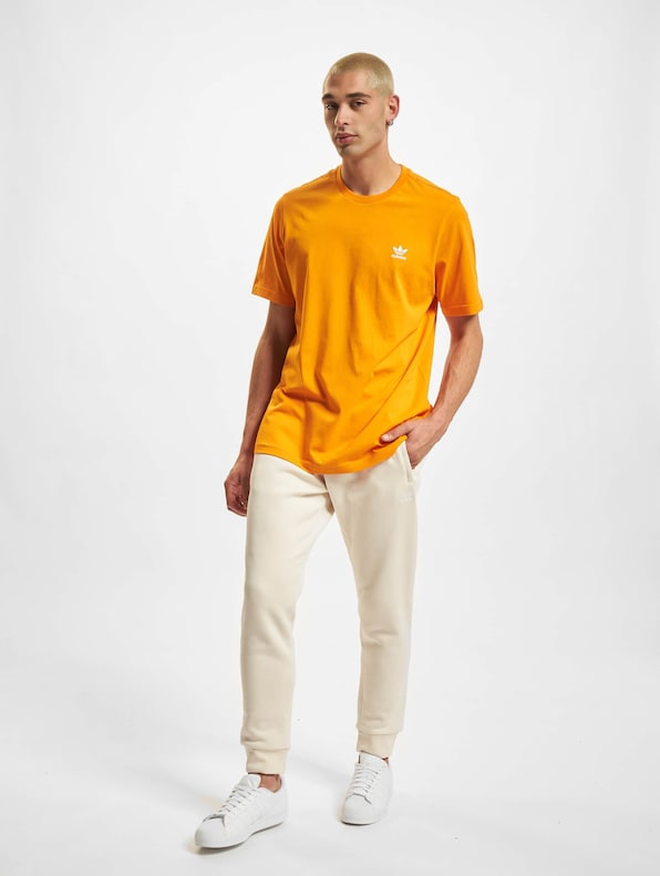 adidas Essential T-Shirt-4