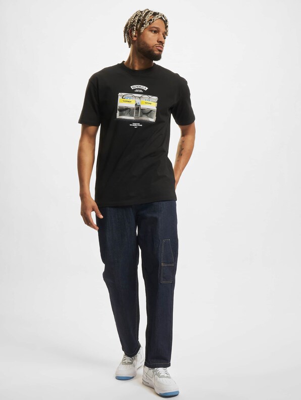 Upscale Bodega Oversize-4