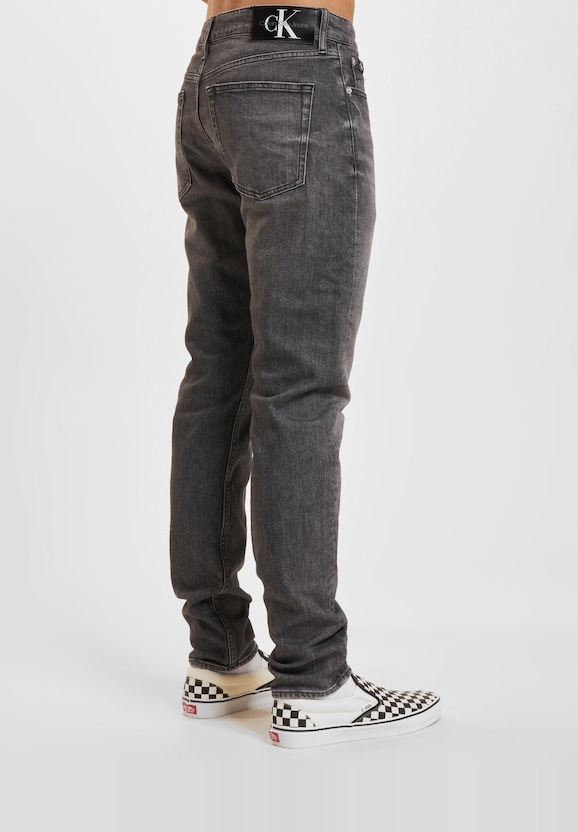 Slim Tapered Fit-1