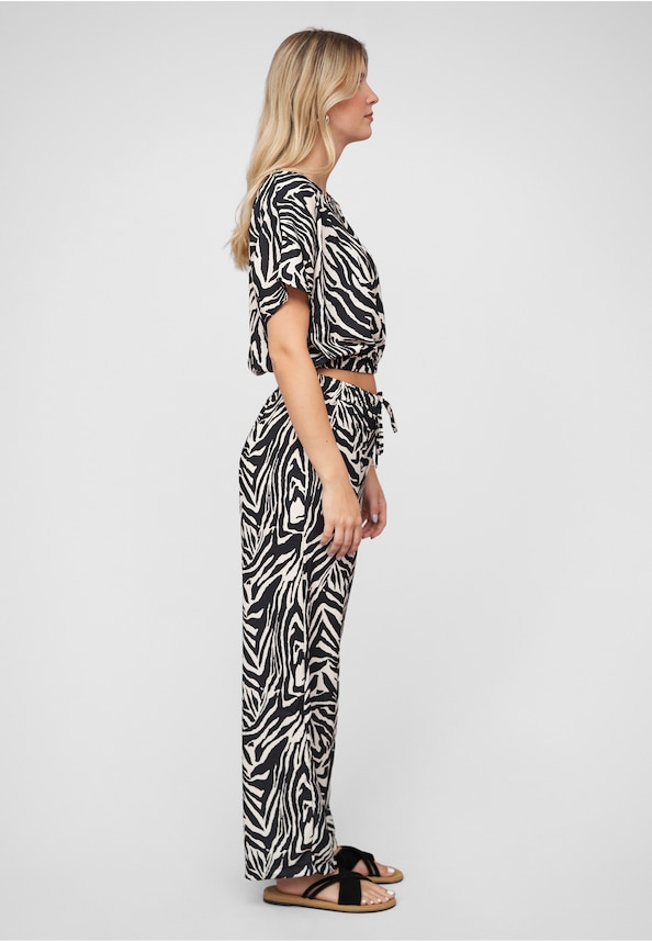 Set Batwing Top and Wide Pants-3