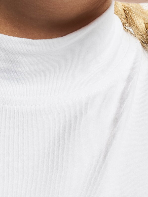 Ladies Sleeveless Turtleneck -3