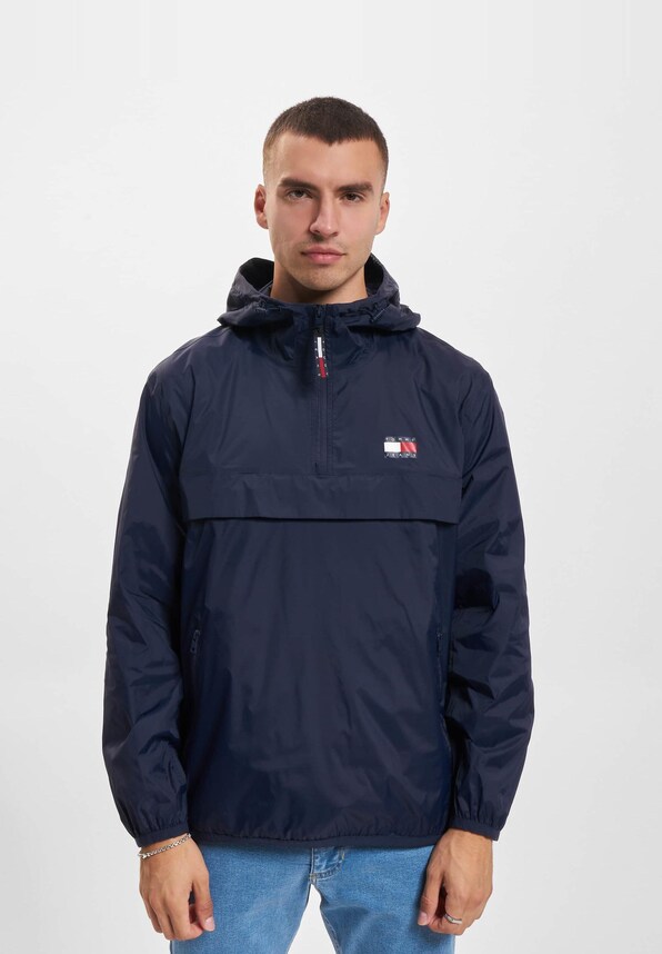 Tommy Jeans Pckable Tech Chicago Popover Windbreaker-2