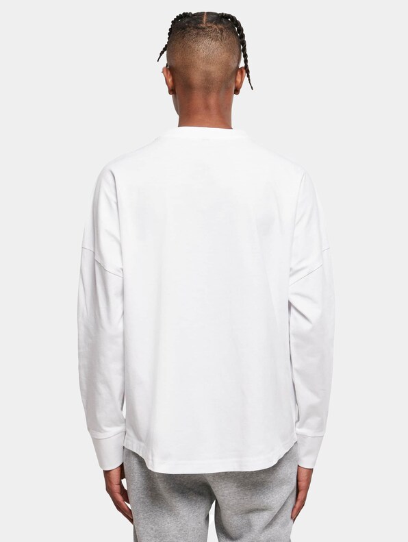 Oversized Cut On Sleeve-1