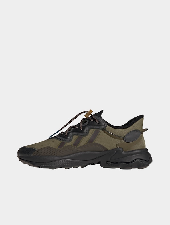 Ozweego -1