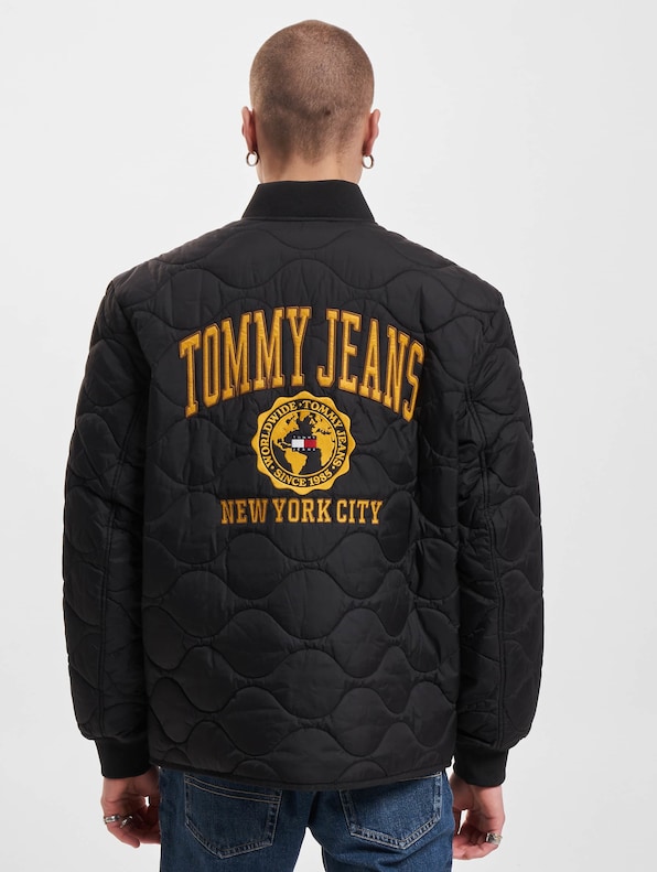 Tommy Jeans Collegiate Quilted-1
