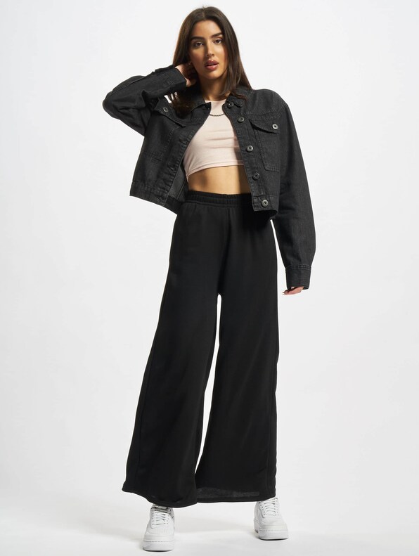 Ladies Short Oversized-5