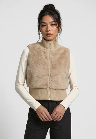 Ladies Cropped Faux Fur