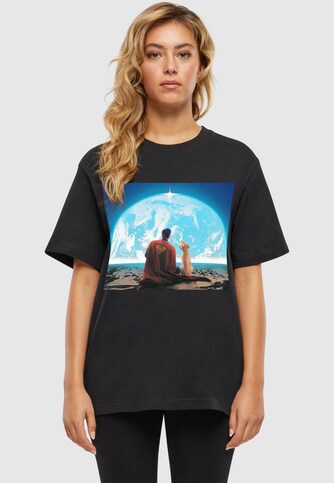 Ladies Superman Looking On Earth Everyday Tee