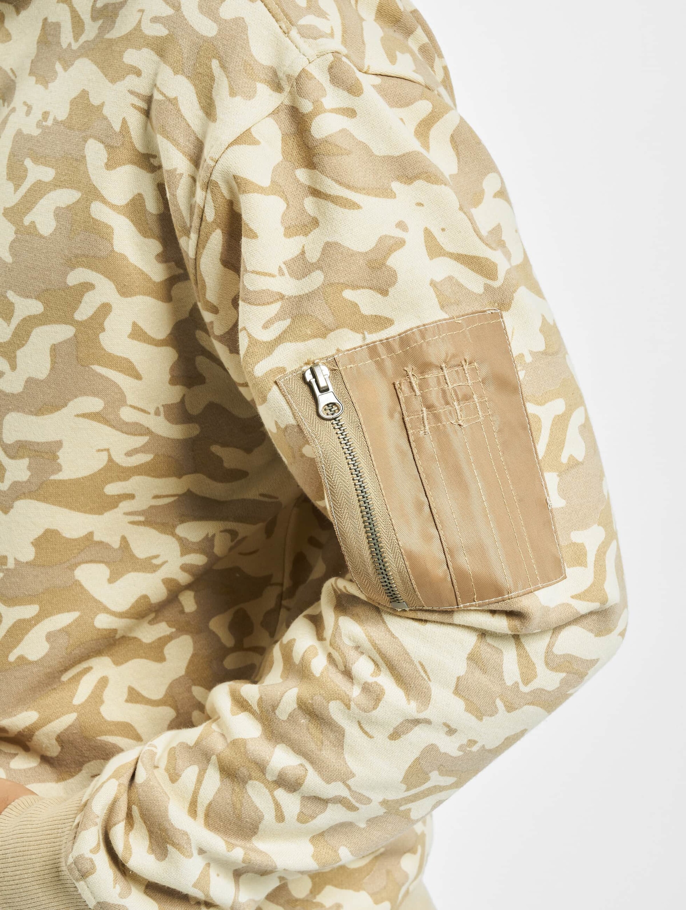 Desert camo hot sale bomber jacket