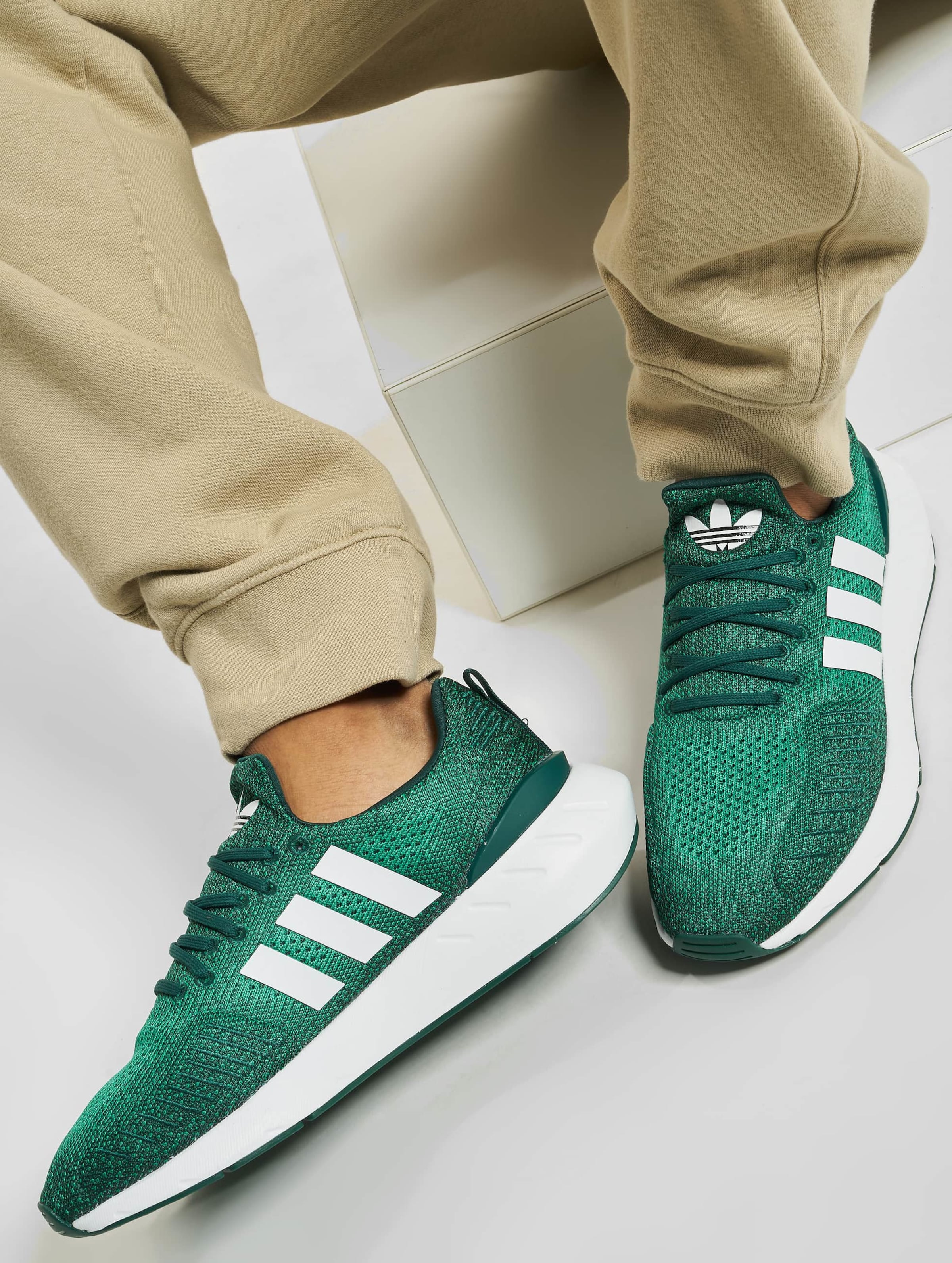 Adidas green hot sale swift run