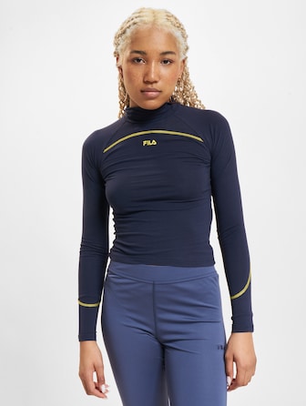 Yvian Tight Turtle Neck