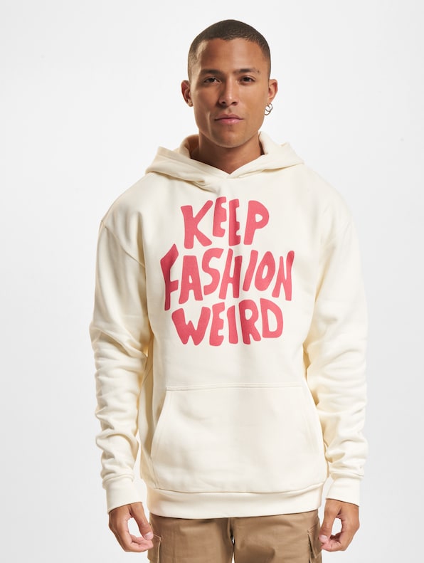 Keep Fashion Weird-2