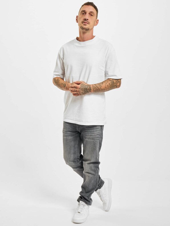 Denim Tapered Regular Straight Fit-6