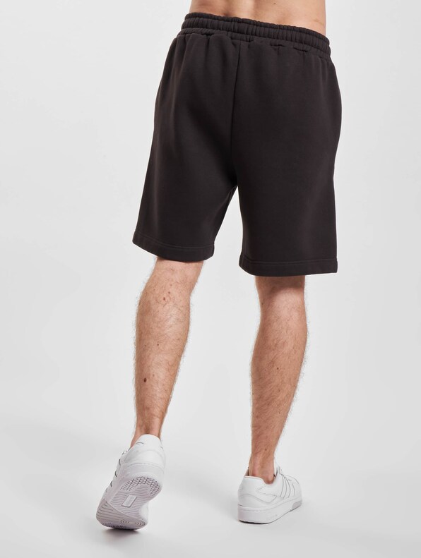 2Y Basic Sweat Shorts-1