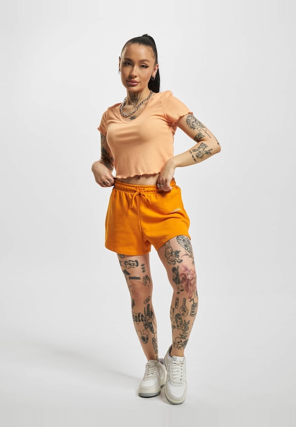 Kika V Neck Crop-3