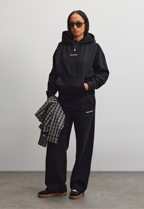 Clarita Logo Oversized -4