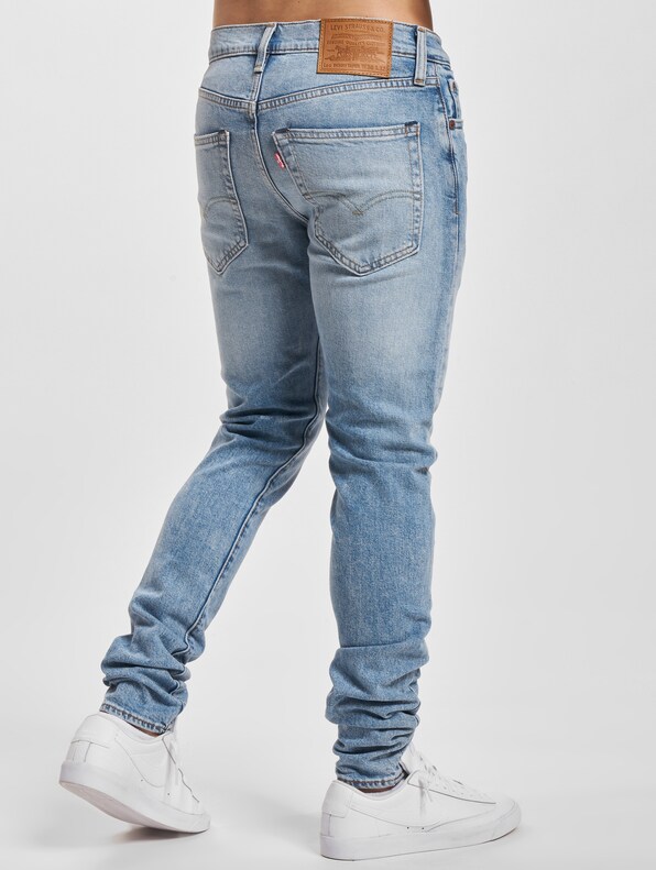 Levis Skinny  Taper Jeans-1