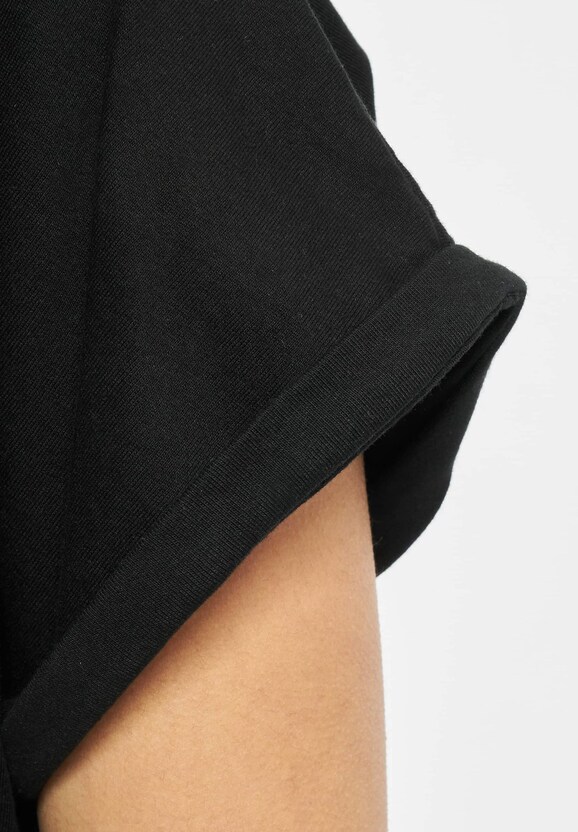 Short Oversized Cut On Sleeve-3