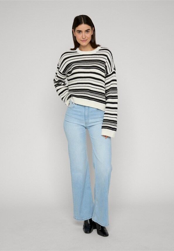 NMZOBIYA L/S O-NECK-4