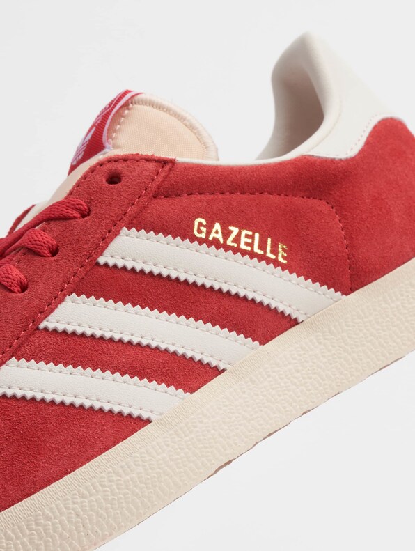 Gazelle -9