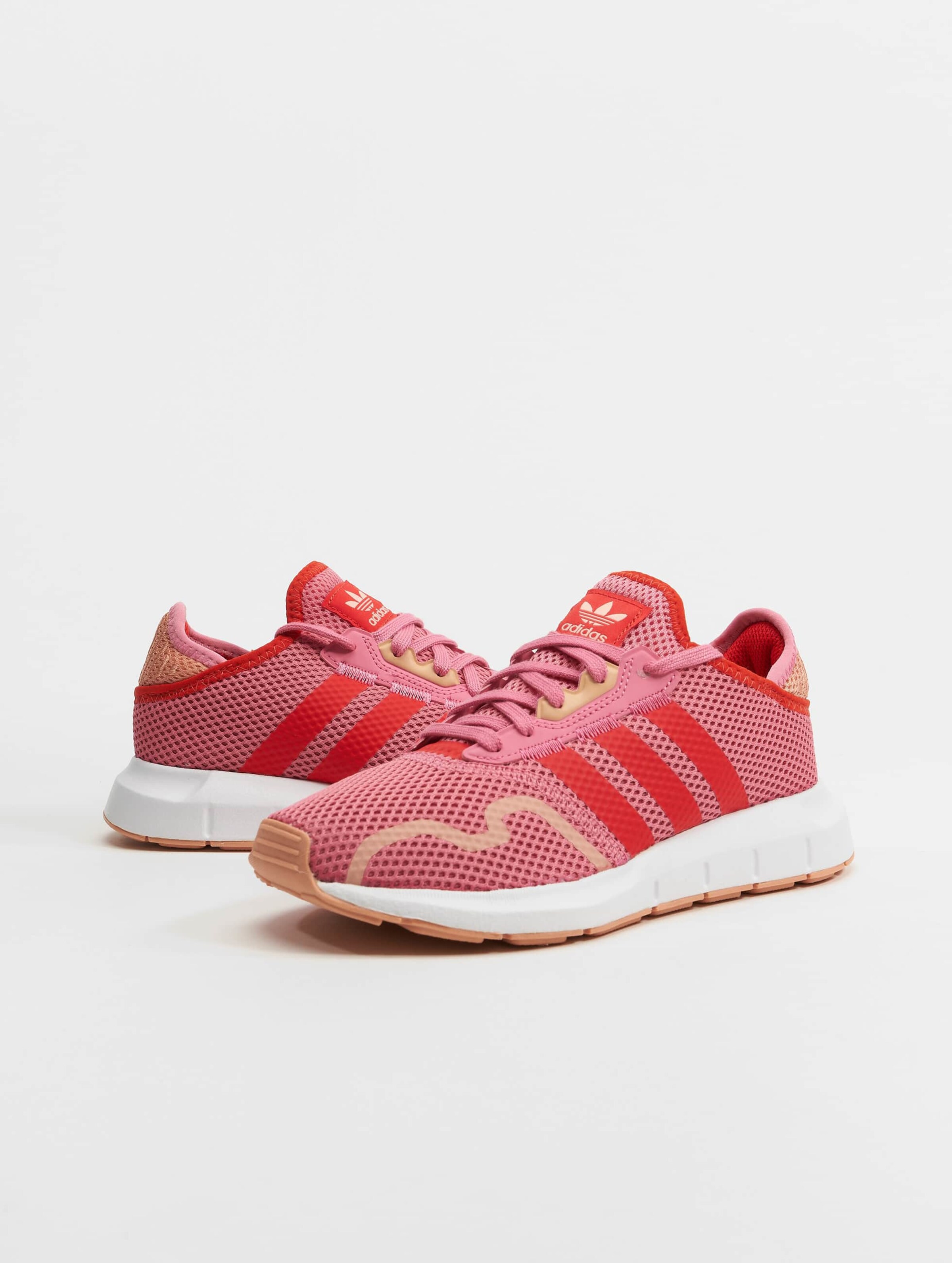 Adidas originals swift run rød sale