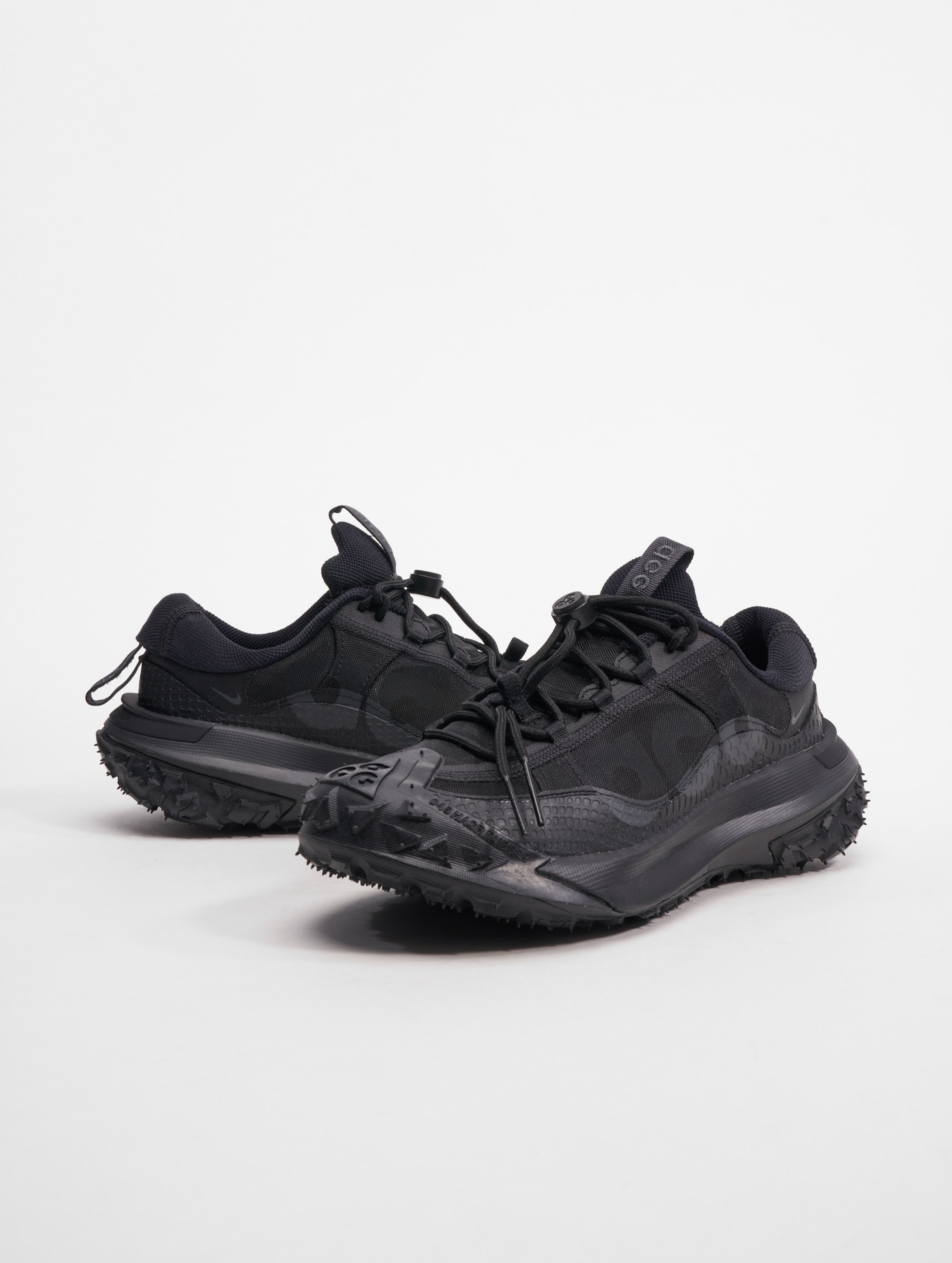 Nike Acg Mountain Fly 2 Low Sneakers Mannen op kleur zwart, Maat 40