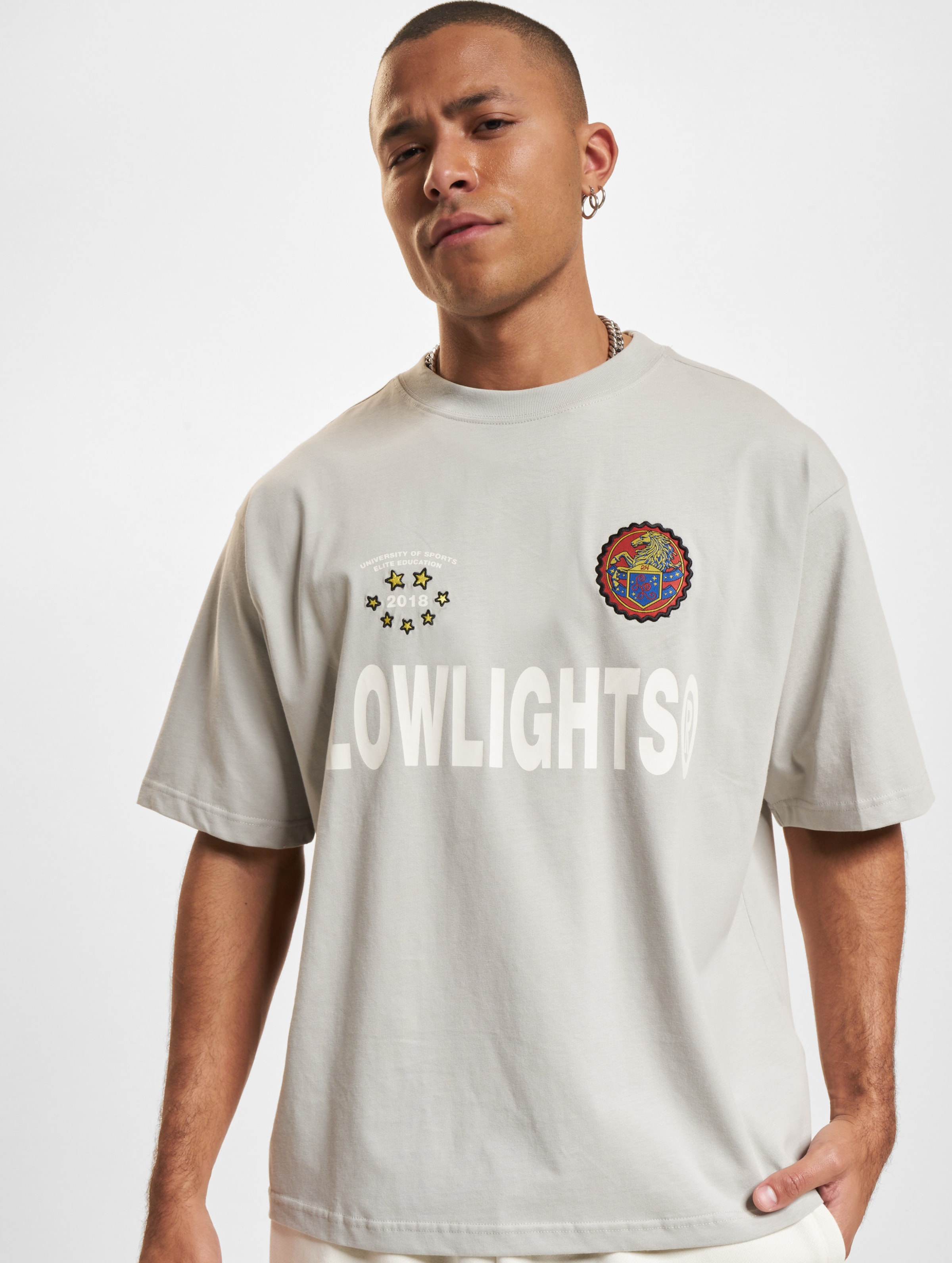 Low Lights Studios Elitist T-Shirt Männer,Unisex op kleur grijs, Maat XL