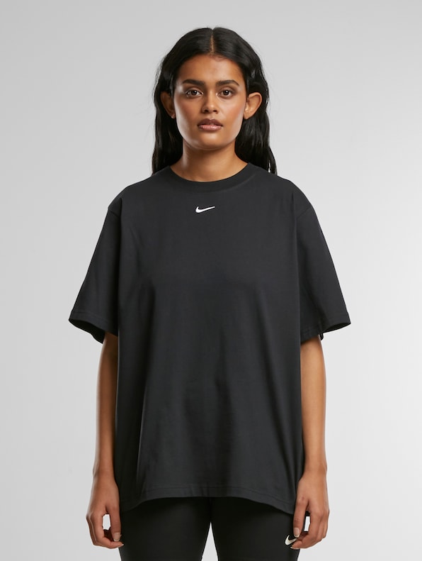 Nike Sportswear T-Shirts-2