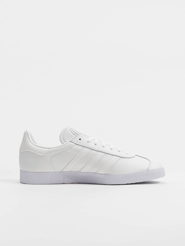 Gazelle -3