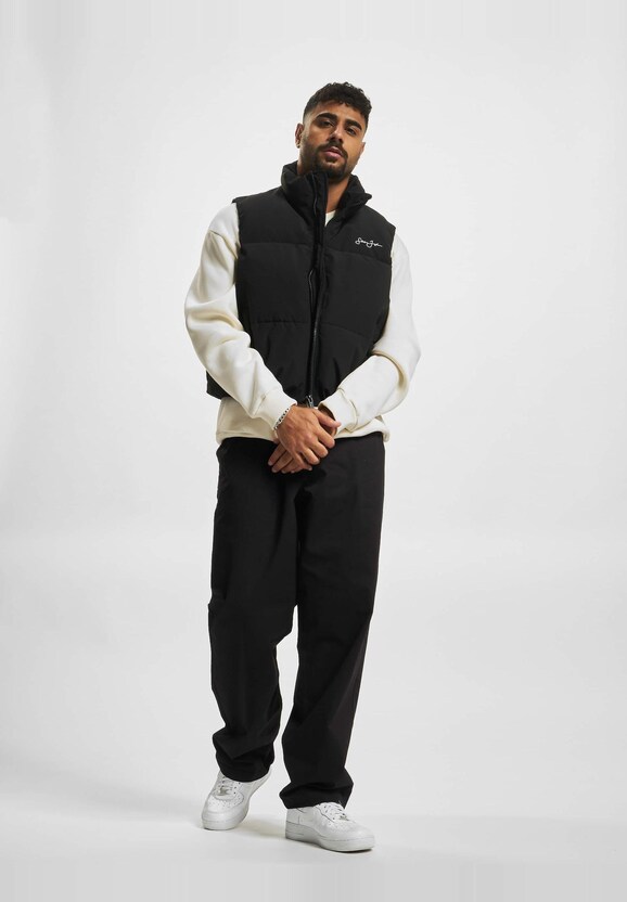JM224-007-02 Script Logo Short Puffer Vest-8